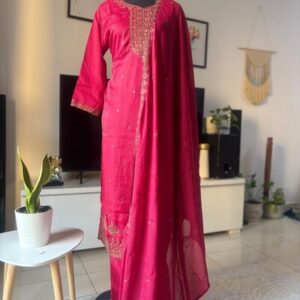 2320KURTI PANT DUPPATTA SET