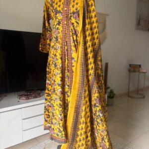 2322 COTTON KURTI PANT DUPPATTA SET